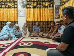 Gubernur Sulsel Kunjungi Rumah Duka Staf DPRD Makassar