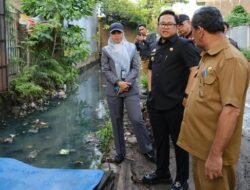 Wabup Gowa Tinjau Drainase Tersumbat, Pastikan Warga Tak Terdampak Banjir Lagi