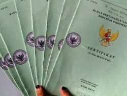 388 Sertifikat Tanah Diserahkan ke Warga Transmigran di Desa Puncak Indah Malili