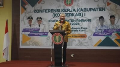 Bupati Pinrang Dorong PGRI Tingkatkan Kompetensi Guru di Tengah Tantangan Teknologi