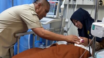 Ibas Tunjukkan Kepedulian, Jenguk Bocah Korban Tenggelam di ICU RS Sorowako