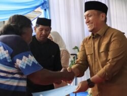 Safari Ramadan di Wasuponda, Pemkab Lutim Salurkan Bantuan dan Program Bedah Rumah