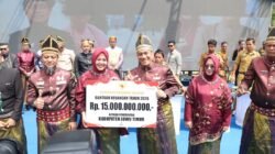 Hari Jadi ke-23 Luwu Timur Bawa Kucuran Bantuan 15 M, Dari Traktor hingga Bus Sekolah