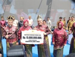 Hari Jadi ke-23 Luwu Timur Bawa Kucuran Bantuan 15 M, Dari Traktor hingga Bus Sekolah