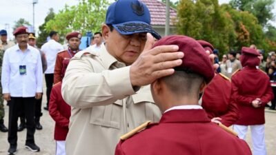 Prabowo Beri Semangat Korban Bullying di Sekolah Rakyat: “Presiden Saja Sering Diejek”