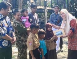 Disdikbud dan K3S Luwu Timur Salurkan Bantuan untuk Siswa Korban Kebakaran