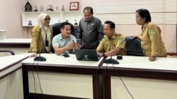 Disdukcapil Luwu Timur Sosialisasikan dan Aktifkan IKD di Sekretariat DPRD