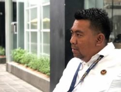 Jalan Beton di Tomoni Dipantau DPRD Lutim, Dwi Heryanto Tekankan Kualitas Konstruksi